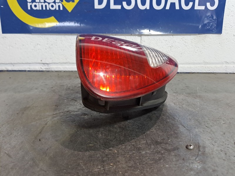 Recambio de piloto trasero derecho para seat leon (1m1)  | 0.99 - 0.06  | 0.99 - 0.06 referencia OEM IAM    Recambio de piloto trasero derecho para seat leon (1m1)  | 0.99 - 0.06  | 0.99 - 0.06 referencia OEM IAM