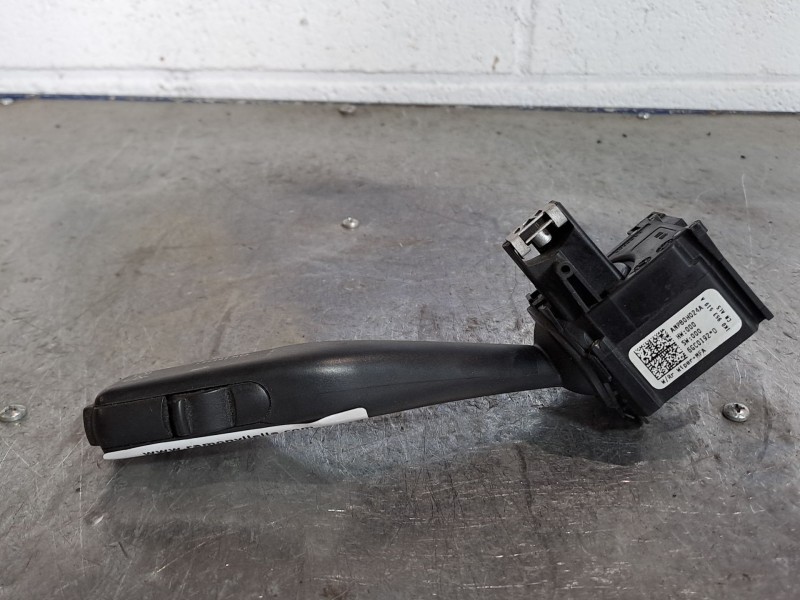 Recambio de mando limpia para seat leon (1p1)  | 0.05 - ...  | 0.05 - ... referencia OEM IAM   