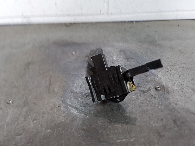 Recambio de mando limpia para seat leon (1p1)  | 0.05 - ...  | 0.05 - ... referencia OEM IAM   