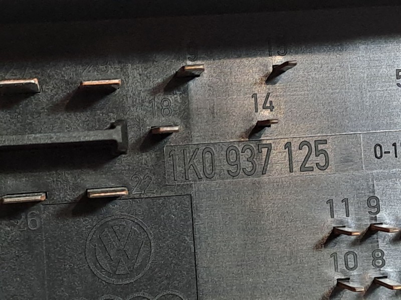 Recambio de caja reles fusibles para seat leon (1p1)  | 0.05 - ...  | 0.05 - ... referencia OEM IAM    Recambio de caja reles fusibles para seat leon (1p1)  | 0.05 - ...  | 0.05 - ... referencia OEM IAM