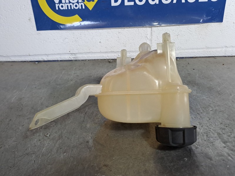Recambio de deposito expansion para citroen c5 berlina business referencia OEM IAM    Recambio de deposito expansion para citroen c5 berlina business referencia OEM IAM