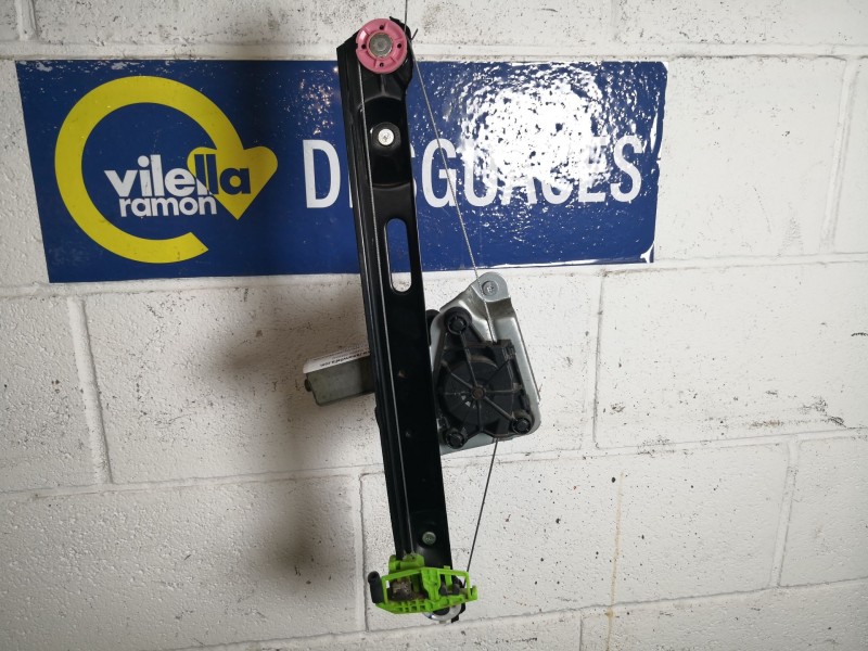 Recambio de elevalunas trasero derecho para bmw serie 1 berlina (e81/e87) 116i referencia OEM IAM    Recambio de elevalunas trasero derecho para bmw serie 1 berlina (e81/e87) 116i referencia OEM IAM