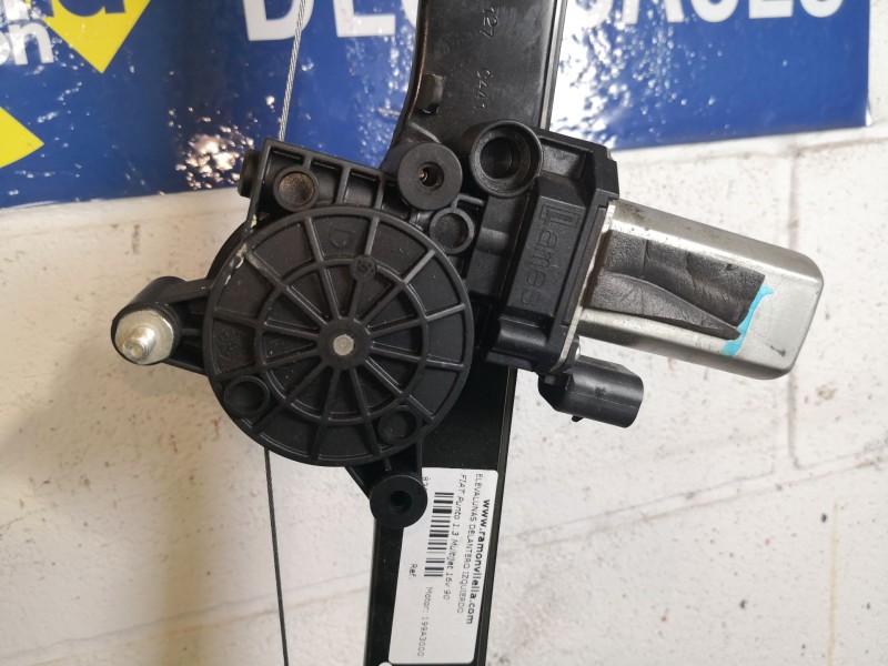 Recambio de elevalunas delantero izquierdo para fiat punto 1.3 multijet 16v 90 dynamic referencia OEM IAM    Recambio de elevalunas delantero izquierdo para fiat punto 1.3 multijet 16v 90 dynamic referencia OEM IAM