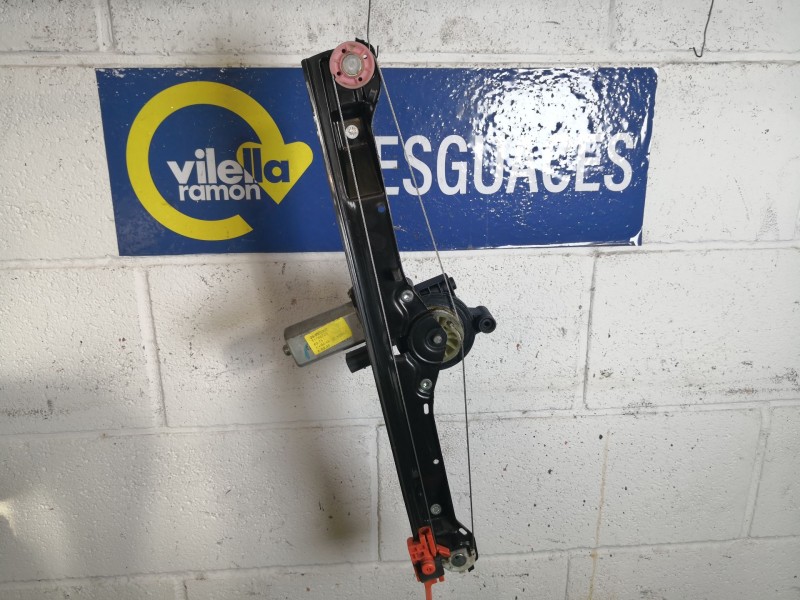 Recambio de elevalunas delantero izquierdo para fiat punto 1.3 multijet 16v 90 dynamic referencia OEM IAM    Recambio de elevalunas delantero izquierdo para fiat punto 1.3 multijet 16v 90 dynamic referencia OEM IAM