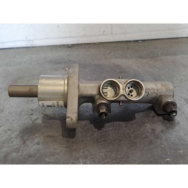 Recambio de bomba freno para volkswagen golf v berlina (1k1) 2.0 tdi | 0.03 - 0.08 2.0 tdi | 0.03 - 0.08 referencia OEM IAM   