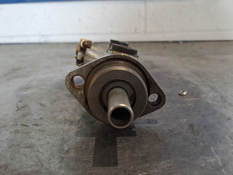 Recambio de bomba freno para citroen c 25 caja cerrada referencia OEM IAM    Recambio de bomba freno para citroen c 25 caja cerrada referencia OEM IAM