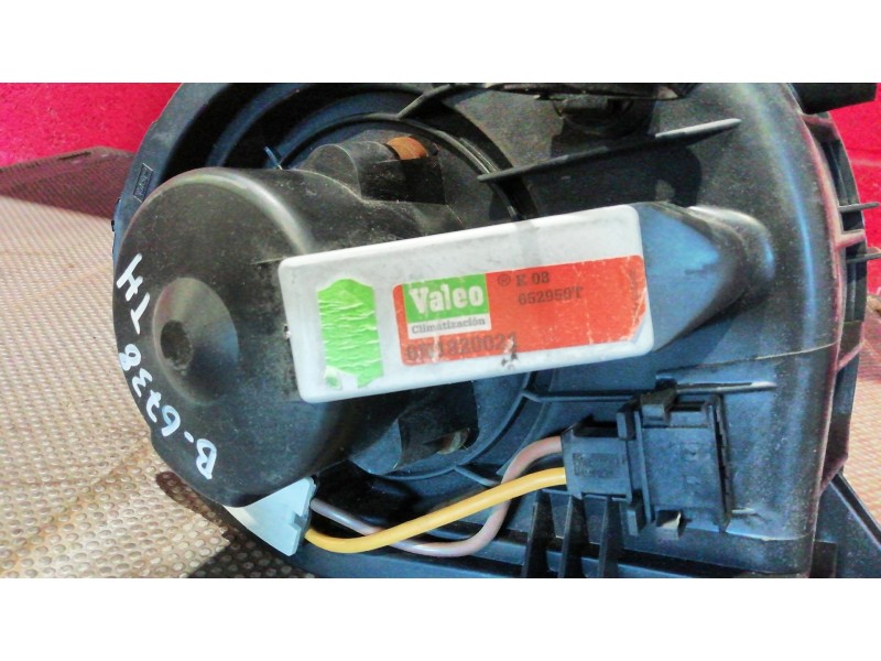 Recambio de motor calefaccion para volkswagen polo referencia OEM IAM 6N1820021 652950T 