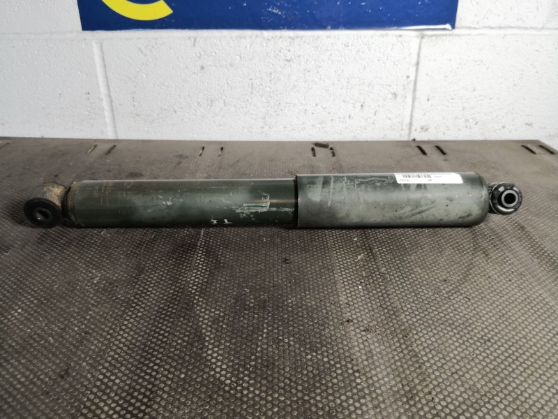 Recambio de amortiguador trasero para volkswagen caravelle caravelle 2.4 d referencia OEM IAM    Recambio de amortiguador trasero para volkswagen caravelle caravelle 2.4 d referencia OEM IAM