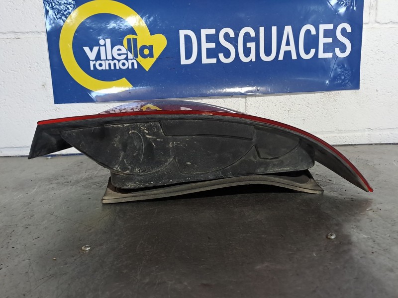 Recambio de piloto trasero derecho para rover serie 25 (rf) 2.0 idt referencia OEM IAM   