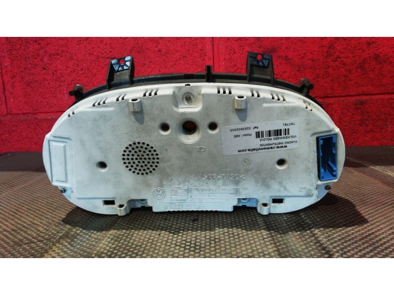 Recambio de cuadro instrumentos para volkswagen polo referencia OEM IAM 0263602005  