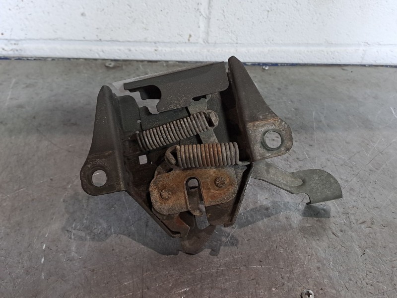 Recambio de cerradura capot para kia shuma ii 1.6 ls berlina portón referencia OEM IAM   