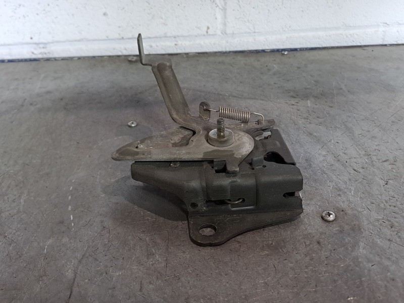 Recambio de cerradura capot para kia shuma ii 1.6 ls berlina portón referencia OEM IAM   