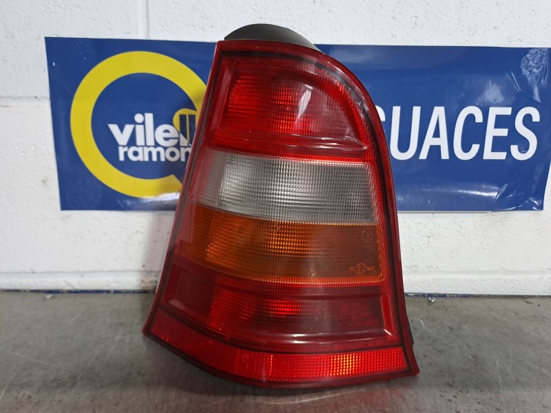 Recambio de piloto trasero izquierdo para mercedes clase a (w168) 1.4 cat referencia OEM IAM    Recambio de piloto trasero izquierdo para mercedes clase a (w168) 1.4 cat referencia OEM IAM