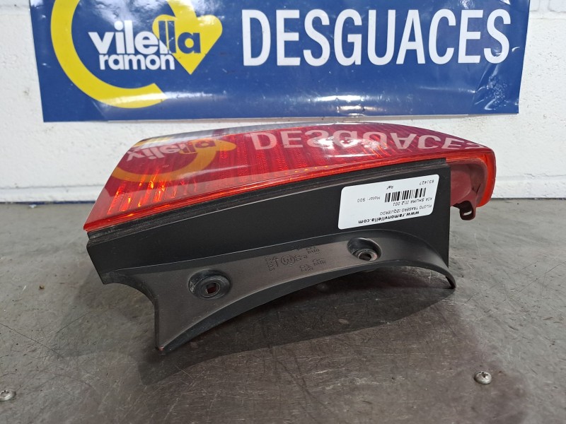 Recambio de piloto trasero izquierdo para kia shuma ii 1.6 ls berlina portón referencia OEM IAM   
