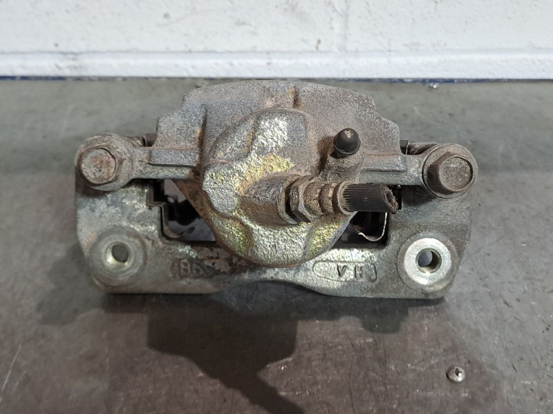 Recambio de pinza freno delantera derecha para kia shuma ii 1.6 ls berlina portón referencia OEM IAM   