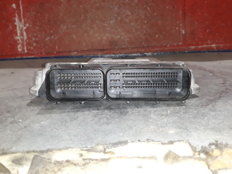 Recambio de centralita motor uce para opel vectra c berlina  | 0.02 - 0.05  | 0.02 - 0.05 referencia OEM IAM 0281011448  