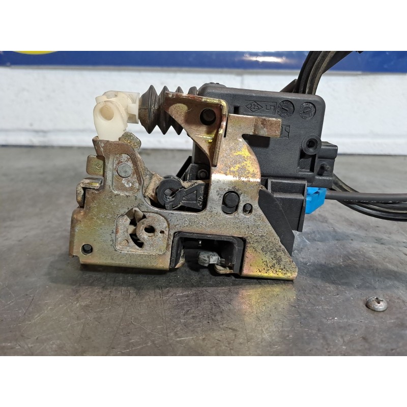 Recambio de cerradura puerta lateral izquierda para renault kangoo (f/kc0) 1.9 diesel | 0.97 - ... 1.9 diesel | 0.97 - ... refer