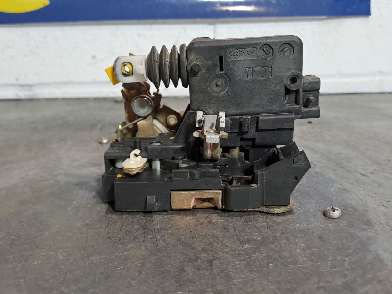 Recambio de cerradura puerta delantera derecha para renault kangoo (f/kc0) 1.9 diesel | 0.97 - ... 1.9 diesel | 0.97 - ... refer