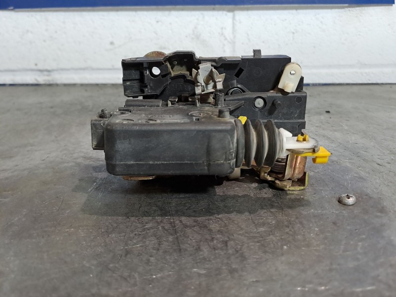 Recambio de cerradura puerta delantera derecha para renault kangoo (f/kc0) 1.9 diesel | 0.97 - ... 1.9 diesel | 0.97 - ... refer