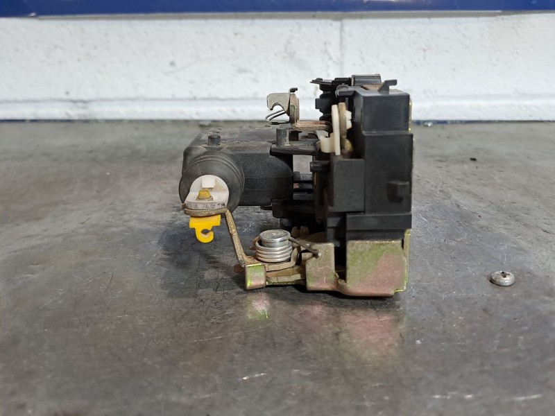 Recambio de cerradura puerta delantera derecha para renault kangoo (f/kc0) 1.9 diesel | 0.97 - ... 1.9 diesel | 0.97 - ... refer