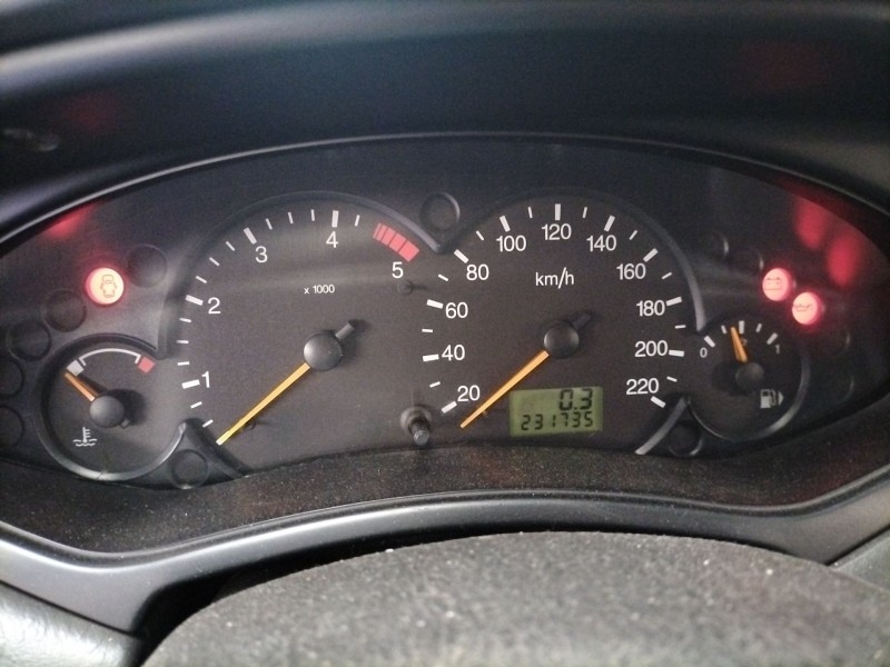 ford focus berlina (cak) 1.8 tdci turbodiesel cat | 0.98 - ... del año 2001 ford focus berlina (cak) 1.8 tdci turbodiesel cat | 0.98 - ... del año 2001