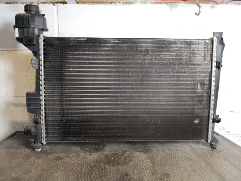 Recambio de radiador agua para mercedes clase a (w168) 1.4 cat referencia OEM IAM 1685000202   Recambio de radiador agua para mercedes clase a (w168) 1.4 cat referencia OEM IAM 1685000202