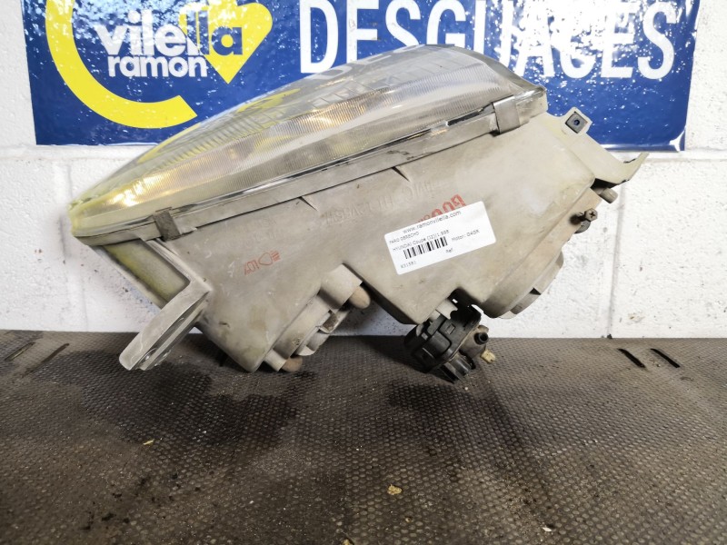 Recambio de faro derecho para hyundai coupe (j2) 1.6 16v referencia OEM IAM   