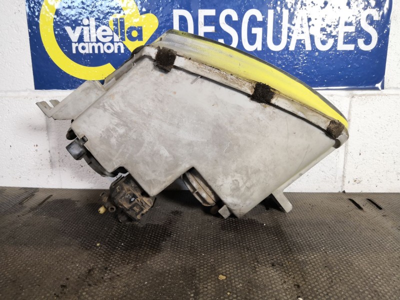 Recambio de faro derecho para hyundai coupe (j2) 1.6 16v referencia OEM IAM   