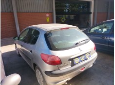 peugeot 206 berlina del año 2000 2