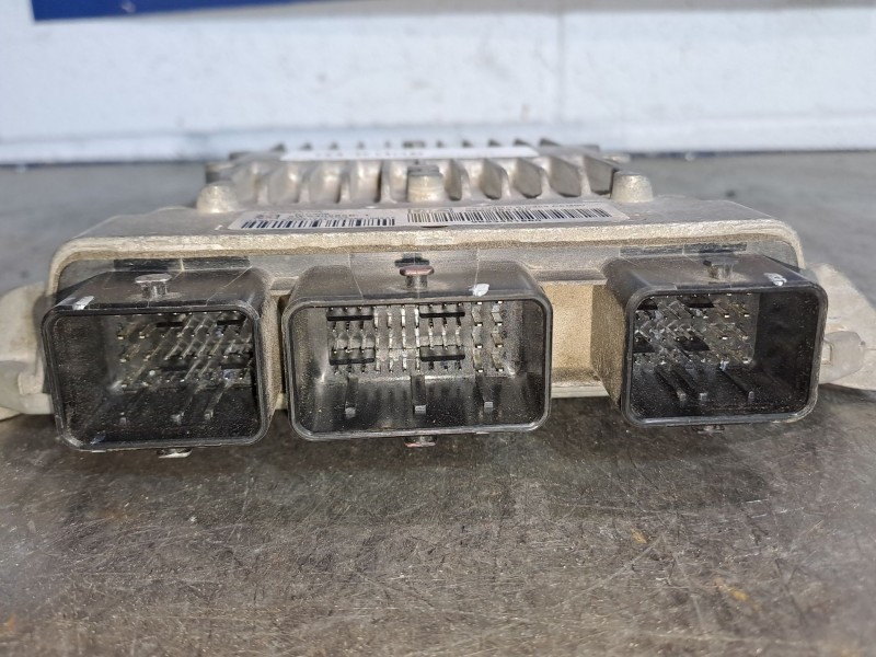 Recambio de centralita motor uce para citroen c2 referencia OEM IAM 5WS40285ET  