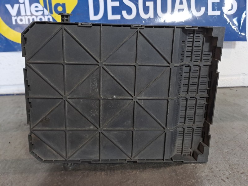 Recambio de centralita bsi para citroen c2 referencia OEM IAM BSI2004P1000 9664532580 BOOTL010600