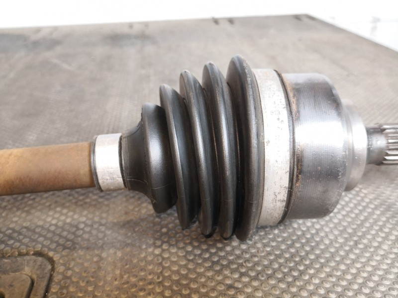 Recambio de transmision delantera izquierda para citroen c2 referencia OEM IAM 9684678480  