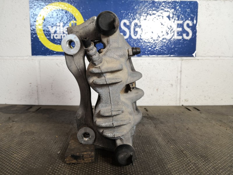 Recambio de pinza freno delantera izquierda para renault master 150.35 l2 h2 referencia OEM IAM 410105039R   Recambio de pinza freno delantera izquierda para renault master 150.35 l2 h2 referencia OEM IAM 410105039R