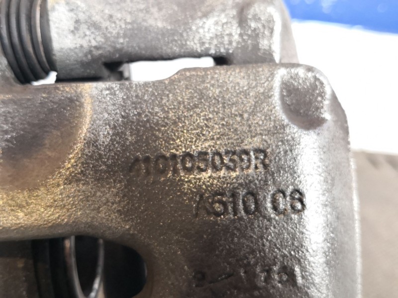 Recambio de pinza freno delantera izquierda para renault master 150.35 l2 h2 referencia OEM IAM 410105039R   Recambio de pinza freno delantera izquierda para renault master 150.35 l2 h2 referencia OEM IAM 410105039R