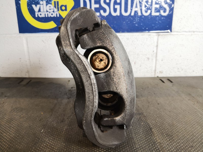 Recambio de pinza freno delantera derecha para renault master 150.35 l2 h2 referencia OEM IAM    Recambio de pinza freno delantera derecha para renault master 150.35 l2 h2 referencia OEM IAM