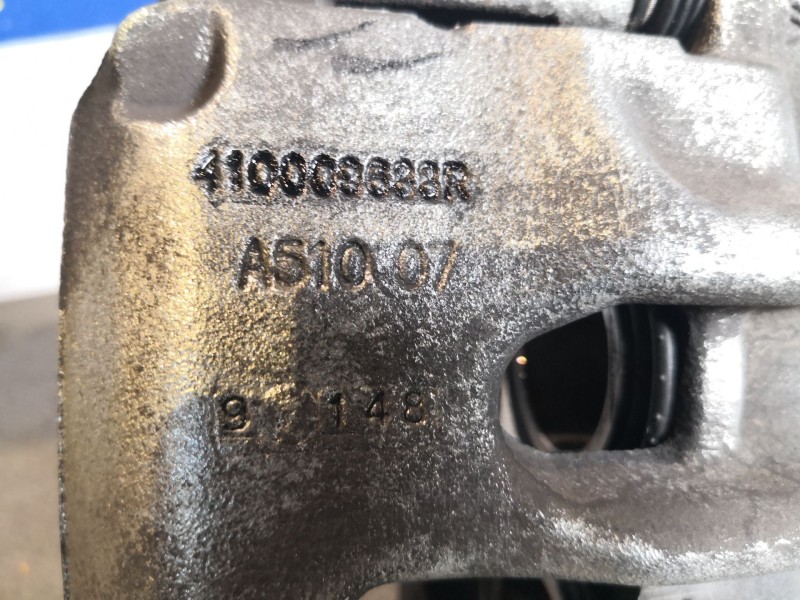 Recambio de pinza freno delantera derecha para renault master 150.35 l2 h2 referencia OEM IAM 410009688R   Recambio de pinza freno delantera derecha para renault master 150.35 l2 h2 referencia OEM IAM 410009688R