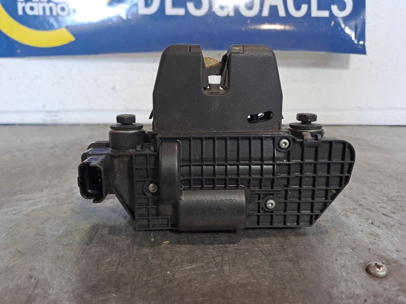 Recambio de cerradura maletero porton para citroen c3 attraction referencia OEM IAM 9684948680  