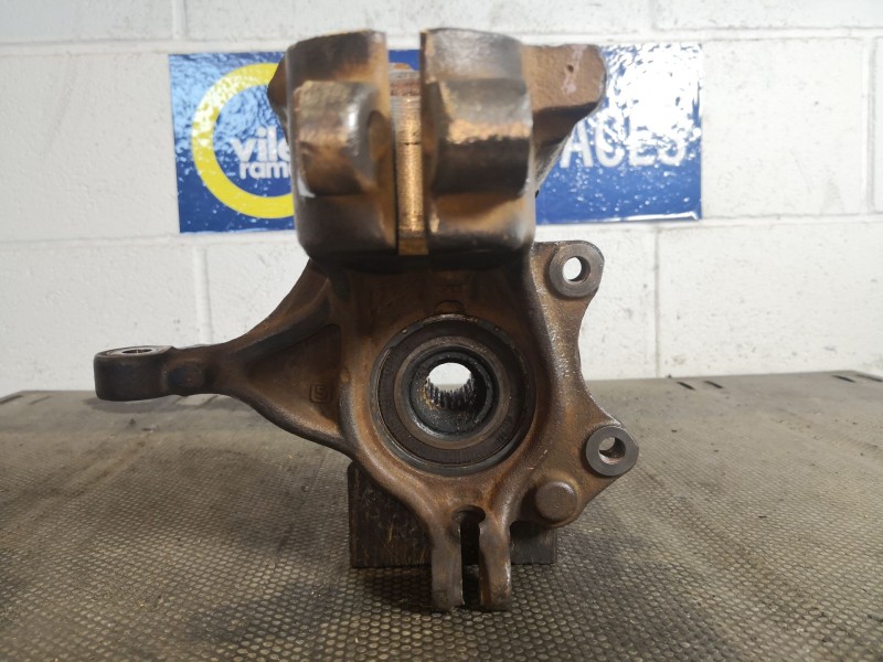 Recambio de mangueta delantera izquierda para citroen c2 referencia OEM IAM   