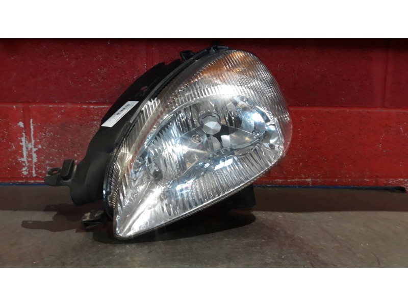 Recambio de faro izquierdo para citroen xsara picasso 1.8 16v sx referencia OEM IAM    Recambio de faro izquierdo para citroen xsara picasso 1.8 16v sx referencia OEM IAM