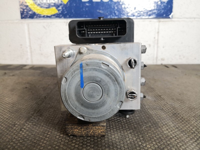 Recambio de abs para renault master 150.35 l2 h2 referencia OEM IAM 476604029R   Recambio de abs para renault master 150.35 l2 h2 referencia OEM IAM 476604029R