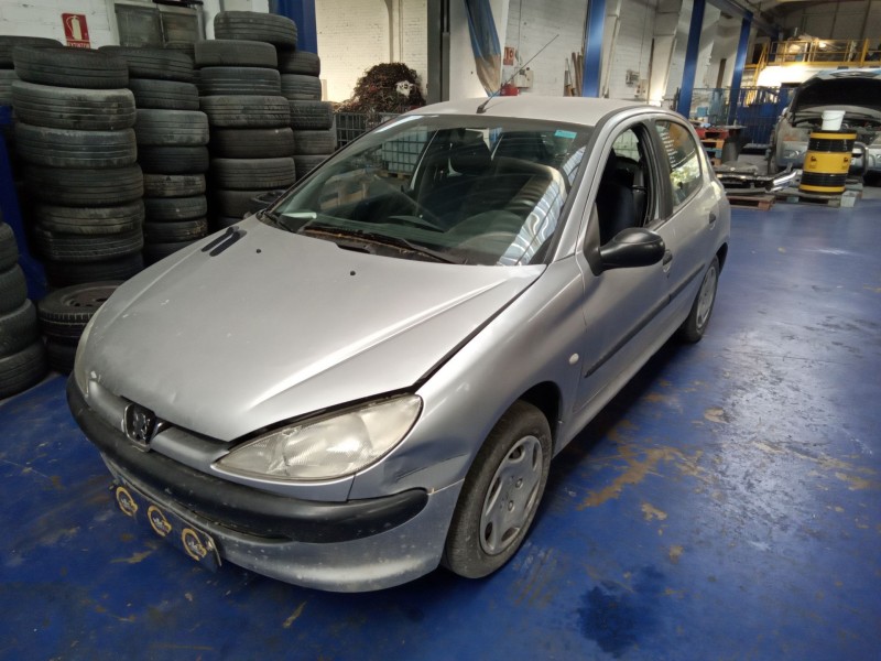 peugeot 206 berlina del año 2000 peugeot 206 berlina del año 2000