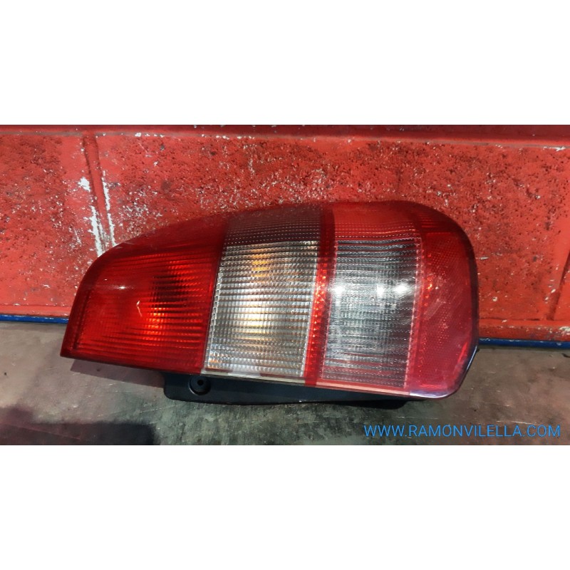 Recambio de piloto trasero derecho para mitsubishi space star (dg0) 1600 comfort | 05.01 - ... 1600 comfort | 05.01 - ... refere
