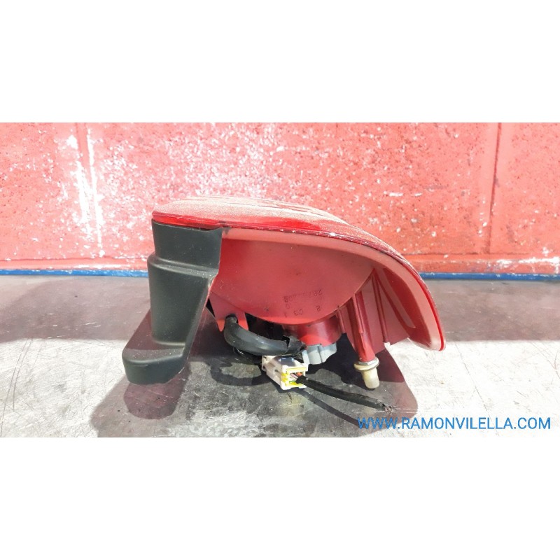 Recambio de piloto trasero derecho para mitsubishi space star (dg0) 1600 comfort | 05.01 - ... 1600 comfort | 05.01 - ... refere