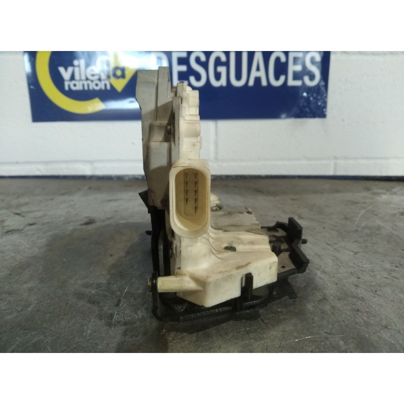 Recambio de cerradura puerta delantera izquierda para audi a4 berlina (8e) 2.0 16v tfsi referencia OEM IAM 8E1837015AA  