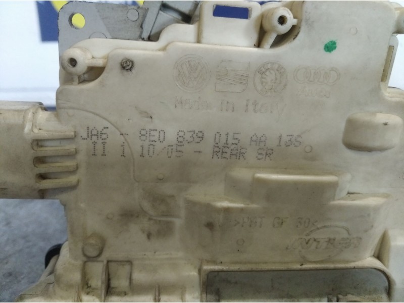 Recambio de cerradura puerta trasera izquierda para audi a4 berlina (8e) 2.0 16v tfsi referencia OEM IAM 8E1839015A  