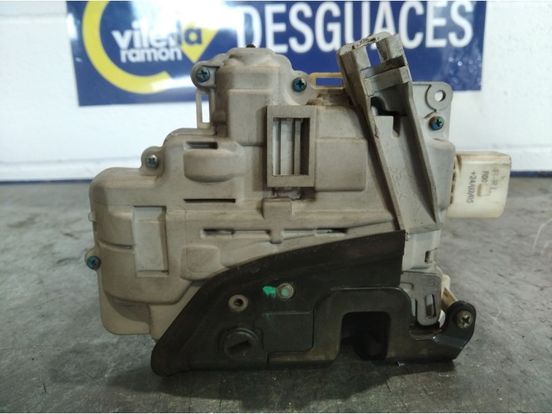 Recambio de cerradura puerta trasera izquierda para audi a4 berlina (8e) 2.0 16v tfsi referencia OEM IAM 8E1839015A  
