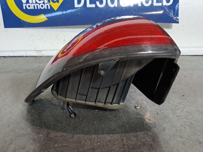 Recambio de piloto trasero izquierdo para renault megane i (ba0/1_) 1.9 dti referencia OEM IAM   