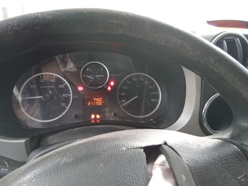 peugeot partner kombi 1.6 16v hdi | 0.08 - ... del año 2014