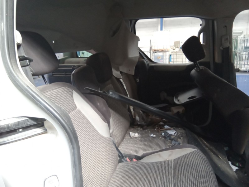 peugeot partner kombi 1.6 16v hdi | 0.08 - ... del año 2014