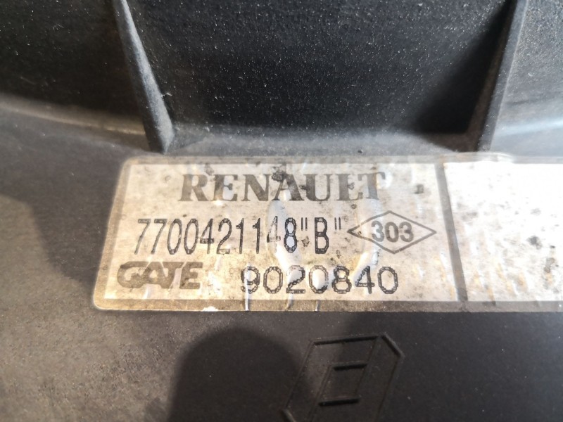 Recambio de electroventilador para renault megane i (ba0/1_) 1.9 dti referencia OEM IAM 7700421148B 9020840 
